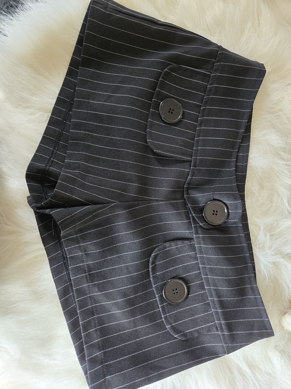 Wet Seal Black Pinstripe Crop-Waist Women's Shorts